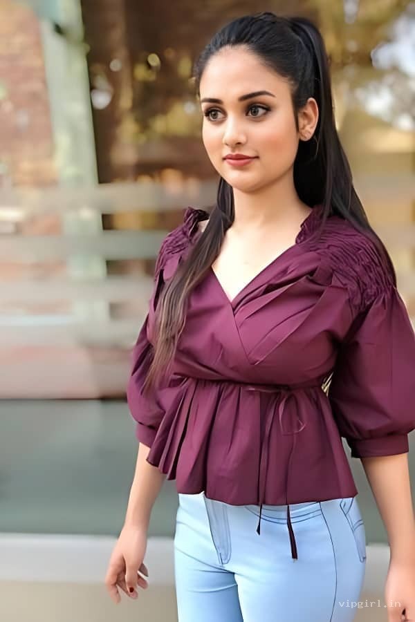 Fun loving, open minded and creative girl in Kota