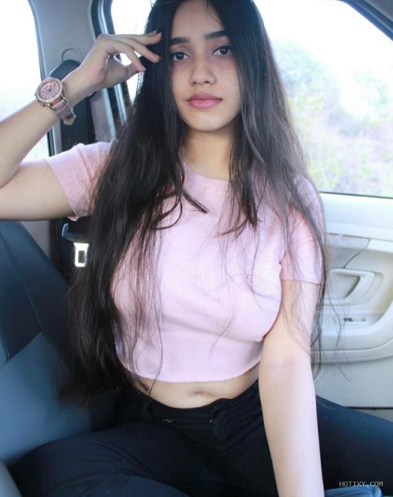23 Years Old Beautiful Girl With An Amazing Body